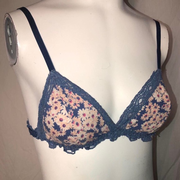 Kimchi Blue Floral Bralet - Picture 1 of 4
